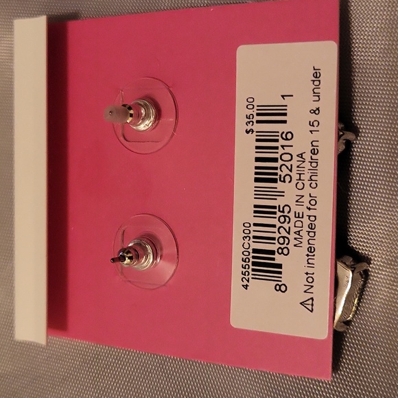 Betsey Johnson snowflake green gem - Picture 2 of 2